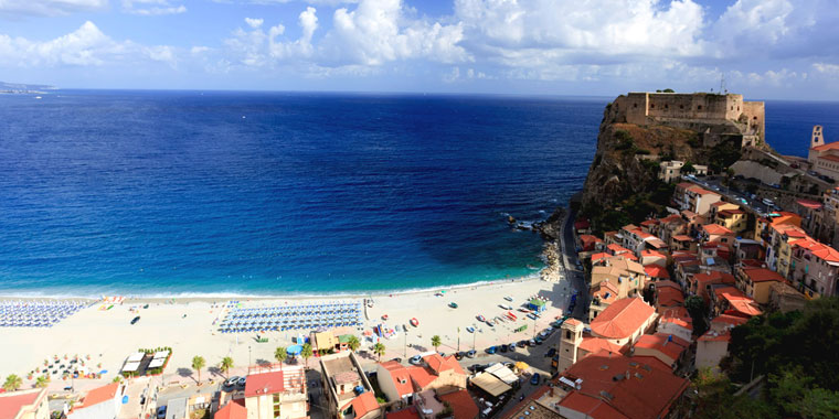 Flights to Italy | Rome | Venice | Trieste | Pescara & Lamezia | Red ...