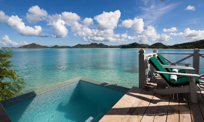 Cocobay Resort