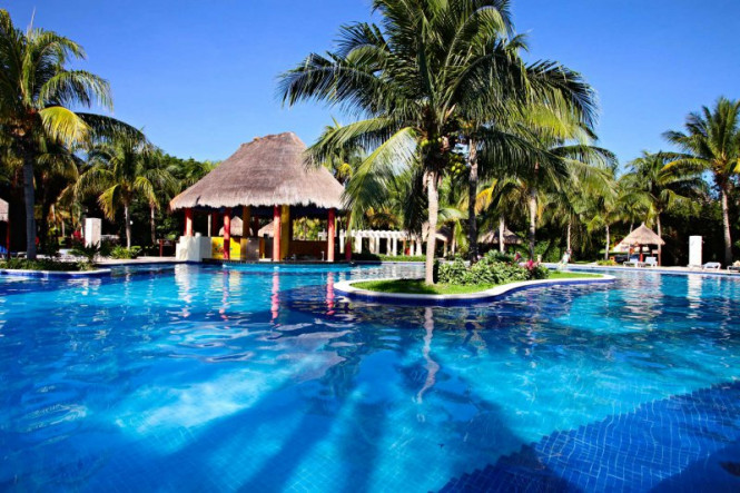 All Inclusive Vacations from Montreal | Cheap Vacation Packages | Red - All Inclusive Vacation Deals From Montreal